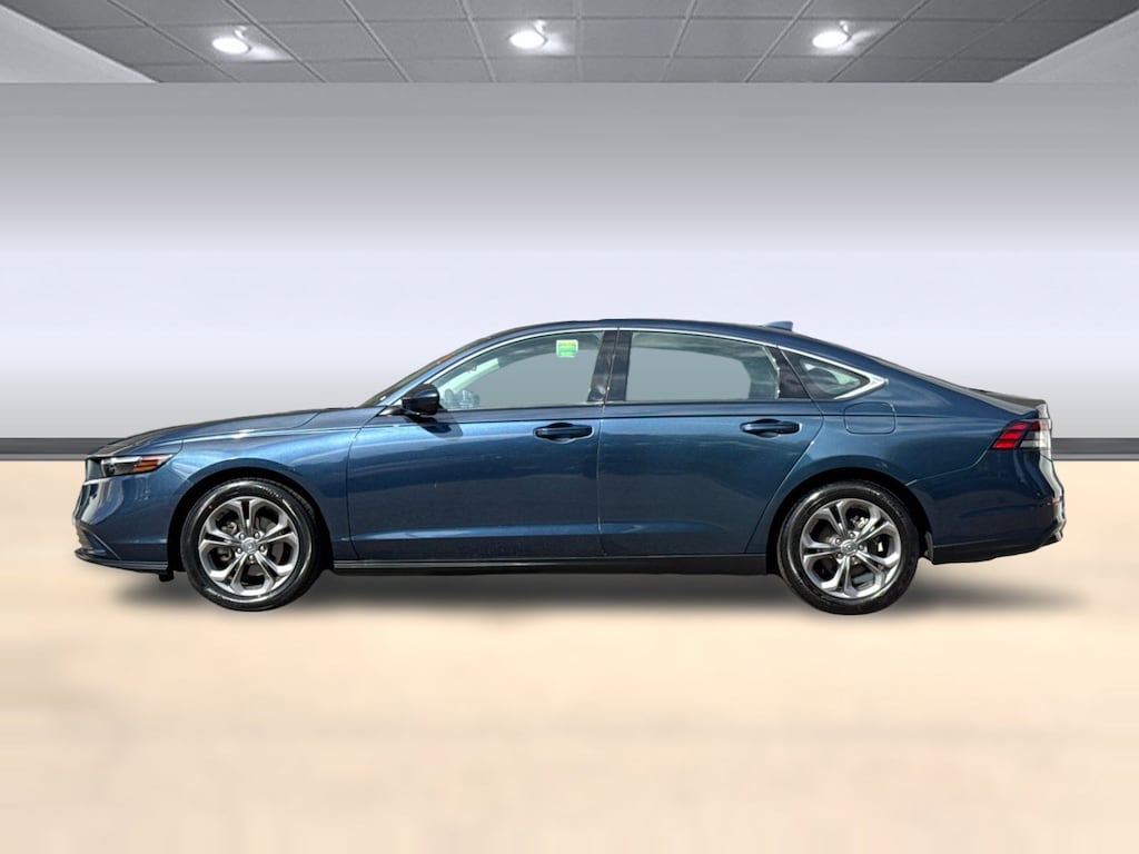 Used 2024 Honda Accord EX Sedan