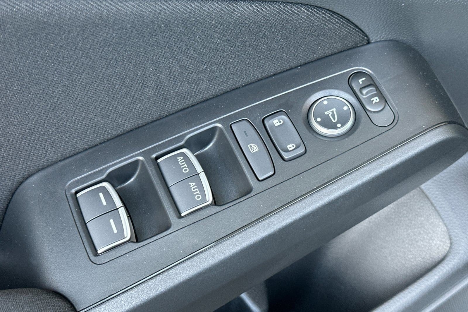 2026 Honda Civic Hatchback Sport - Photo 13