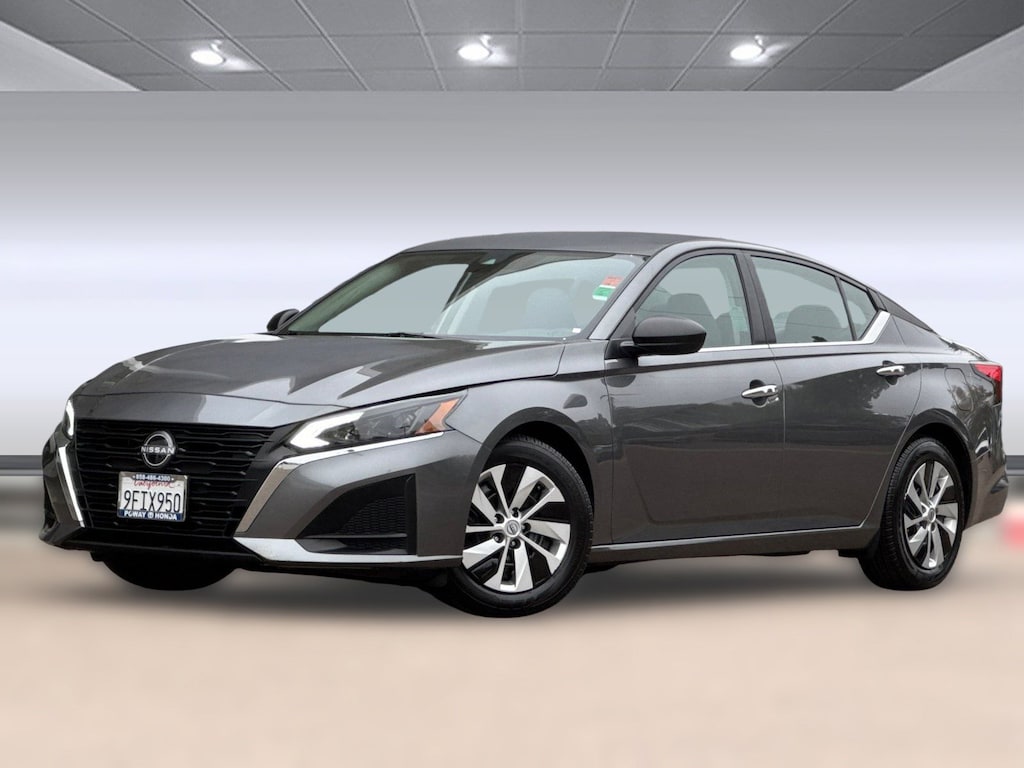 Used 2024 Nissan Altima 2.5 S Sedan