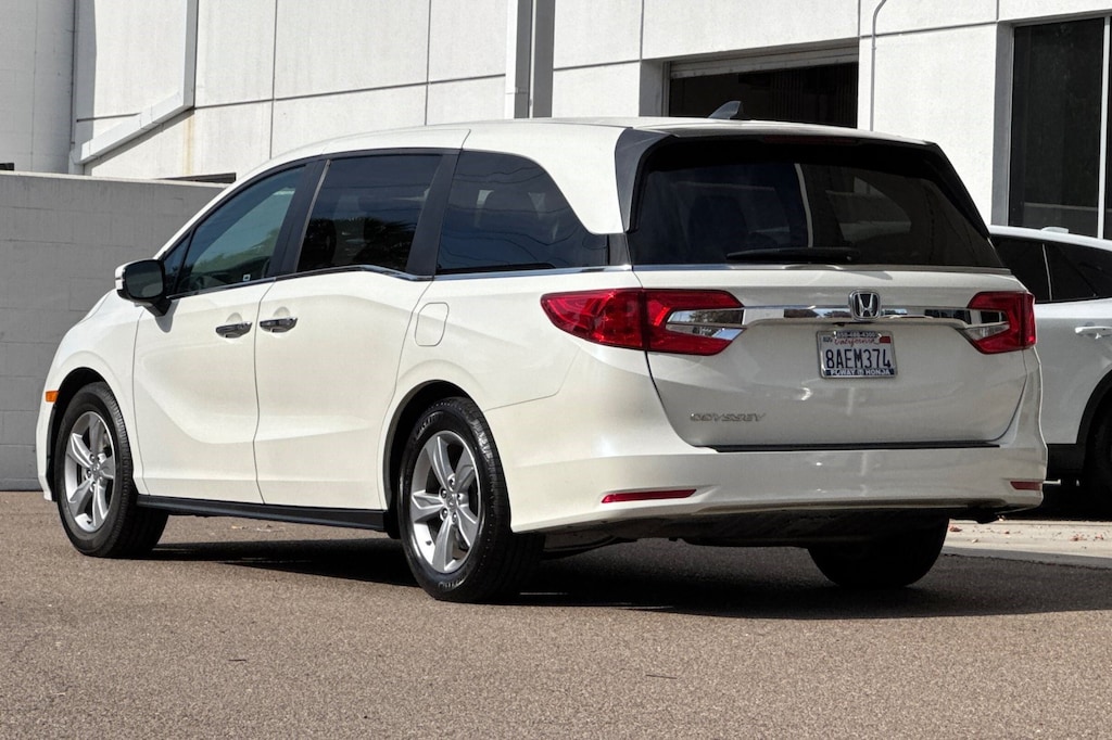 Used 2018 Honda Odyssey EX-L w/Navigation & RES Van