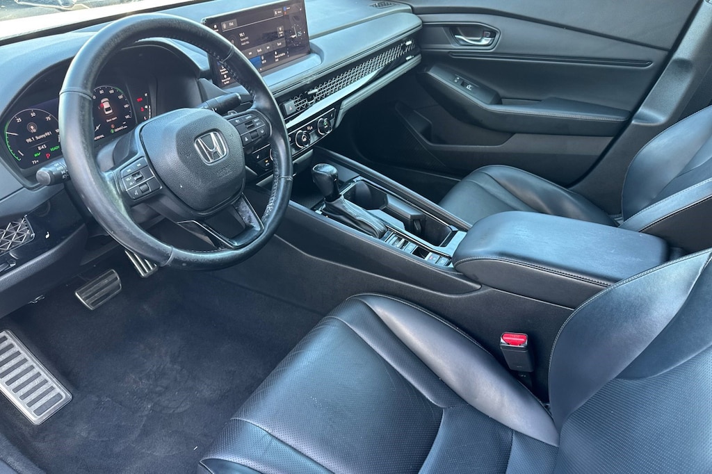Used 2023 Honda Accord Hybrid Sport-L w/BSI Sedan