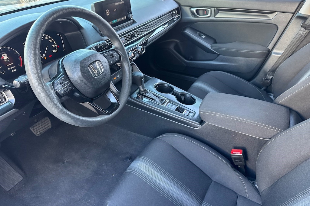 Used 2023 Honda Civic LX Hatchback