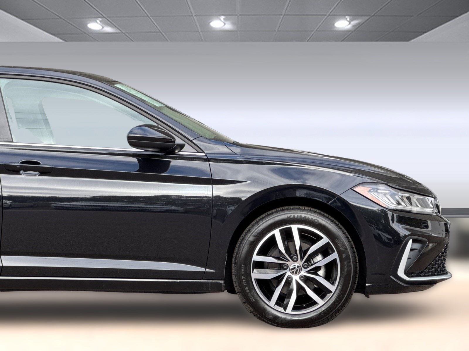 2025 Volkswagen Jetta SE - Photo 33