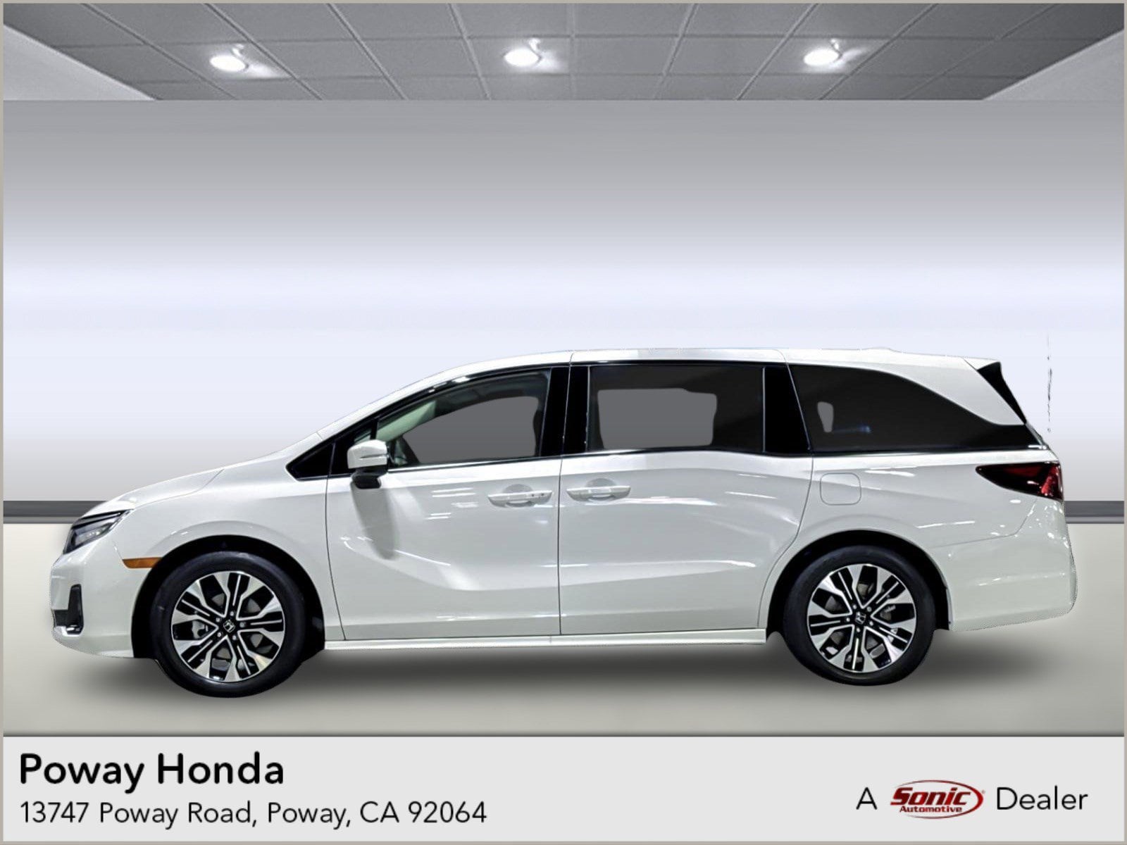 2026 Honda Odyssey Elite's photo