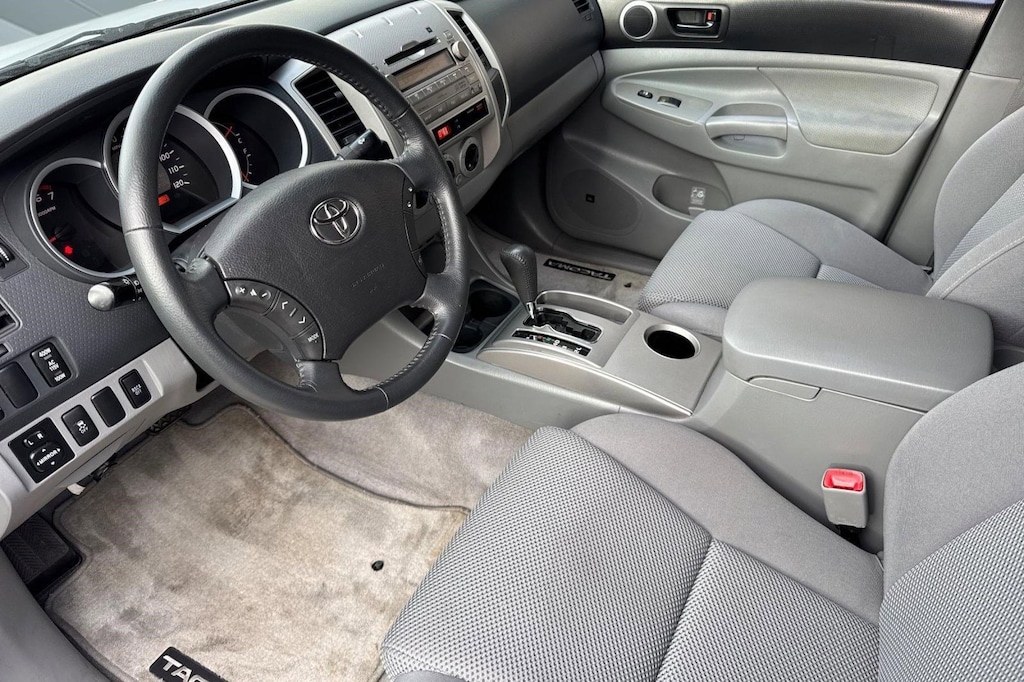 Used 2010 Toyota Tacoma PreRunner V6 Truck Double Cab