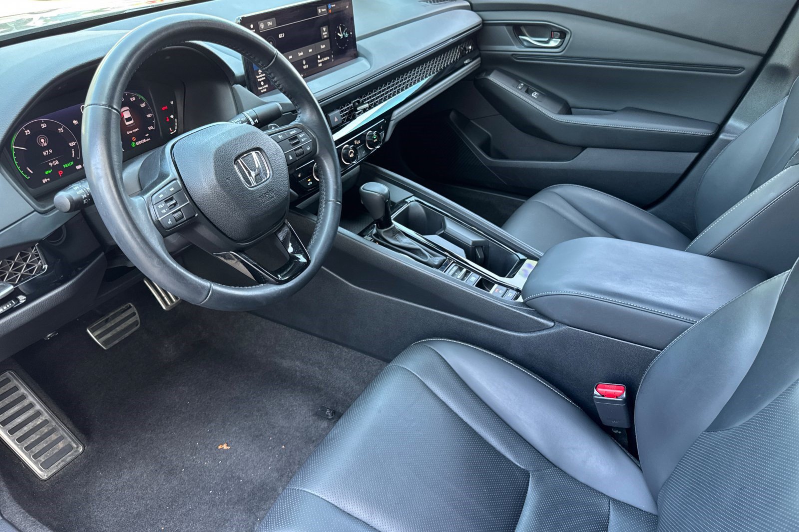 2023 Honda Accord Hybrid Sport-L - Photo 4