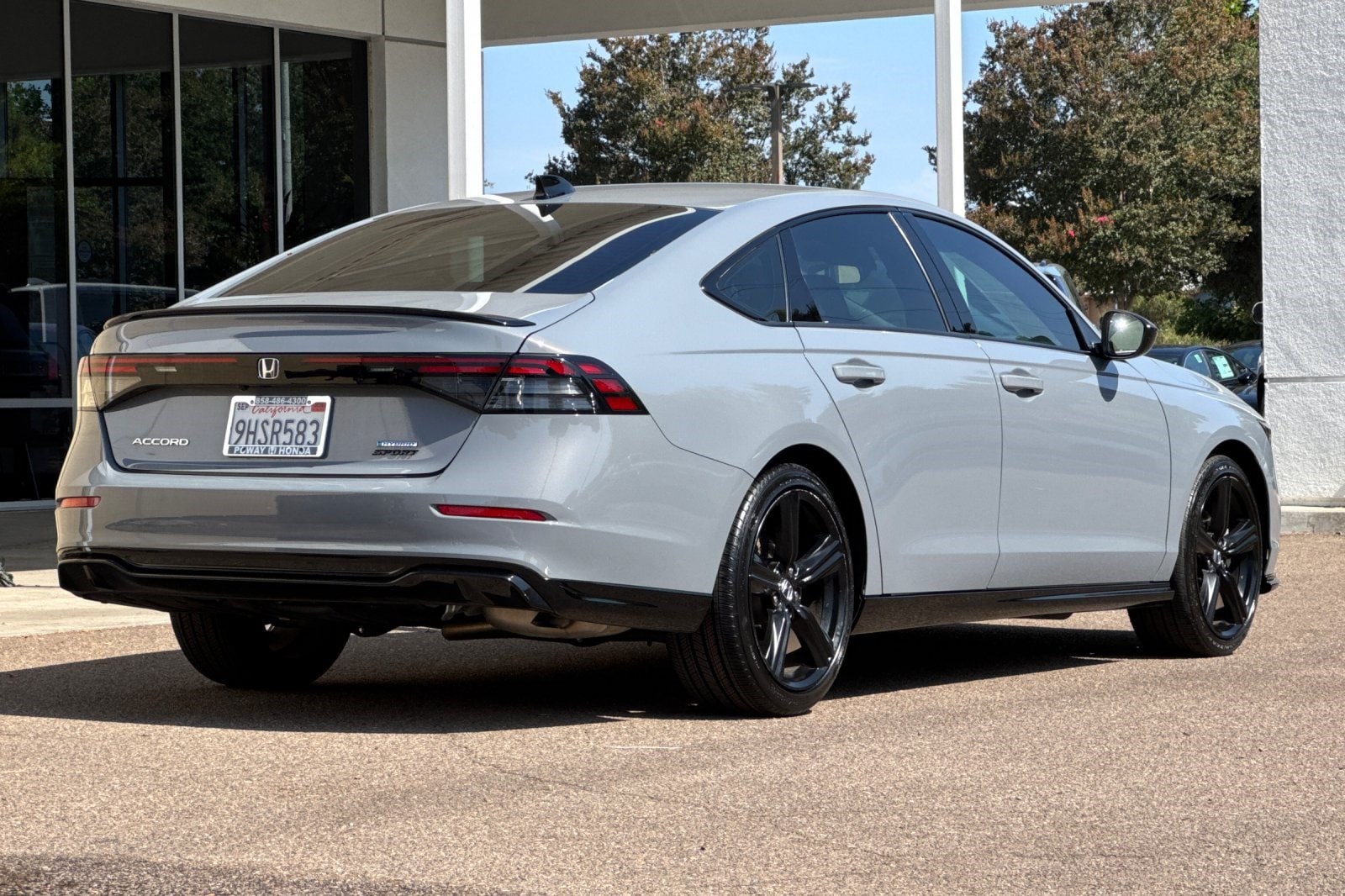 2023 Honda Accord Hybrid Sport-L - Photo 8
