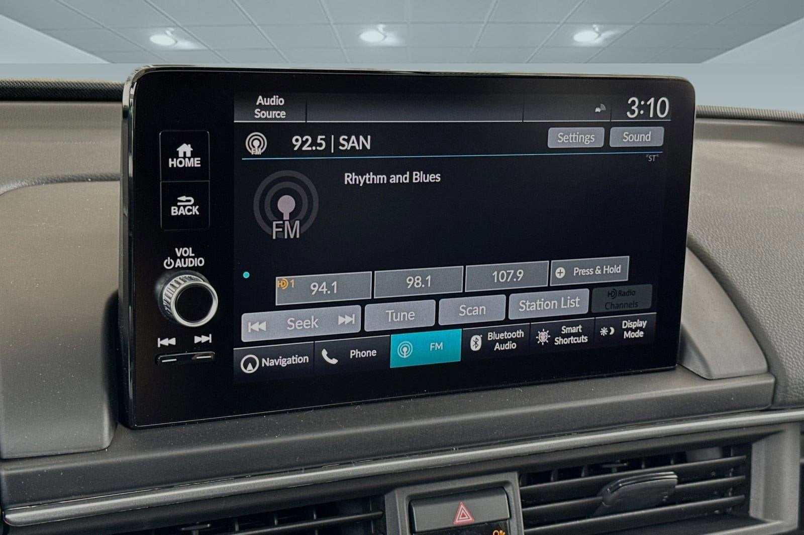 2025 Honda Pilot Touring - Photo 21
