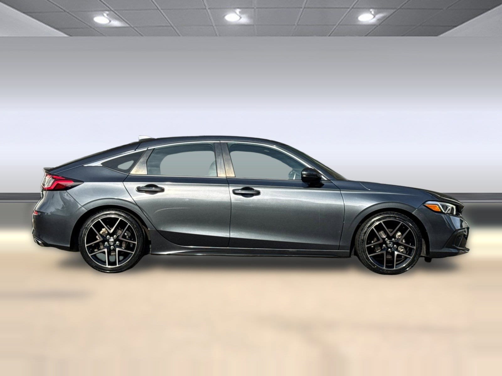 2023 Honda Civic Sport Touring photo 3