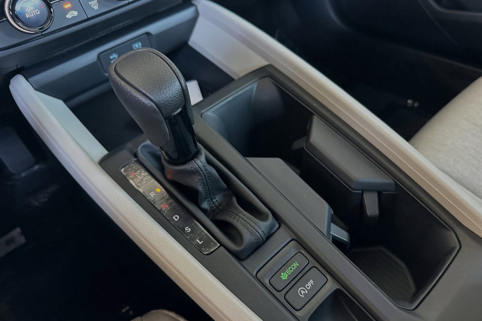 2025 Honda Accord LX - Photo 17