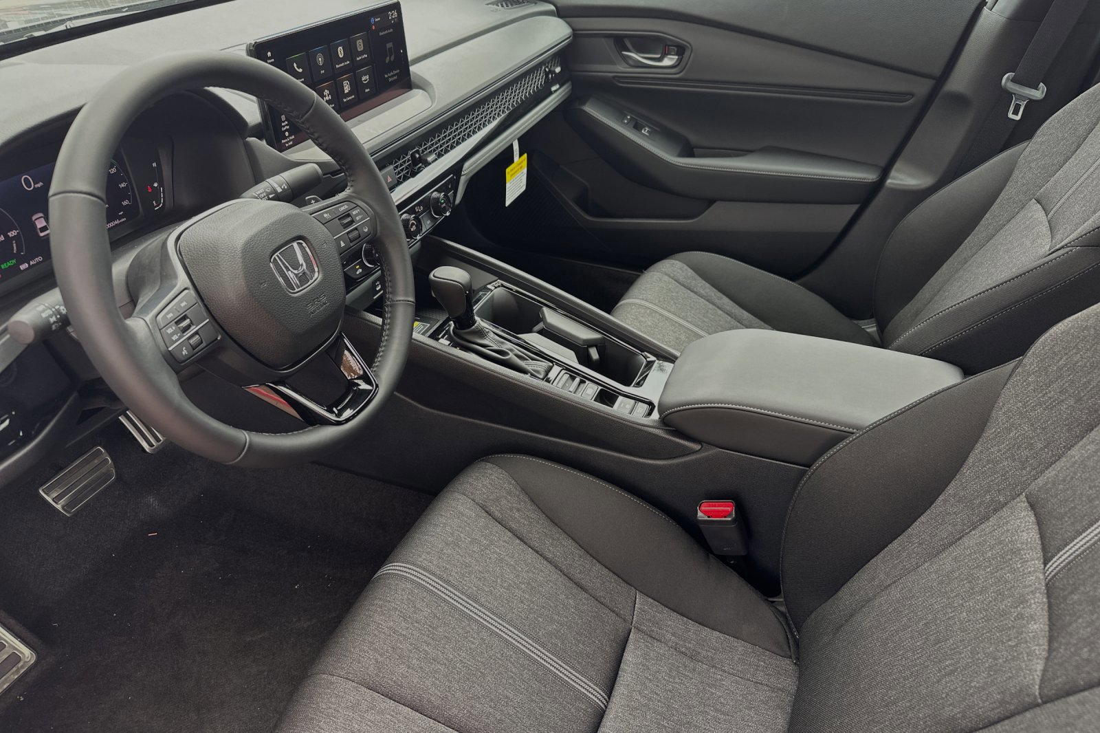 2025 Honda Accord Hybrid Sport photo 2