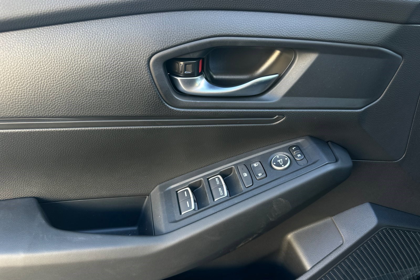 2026 Honda Accord LX - Photo 28