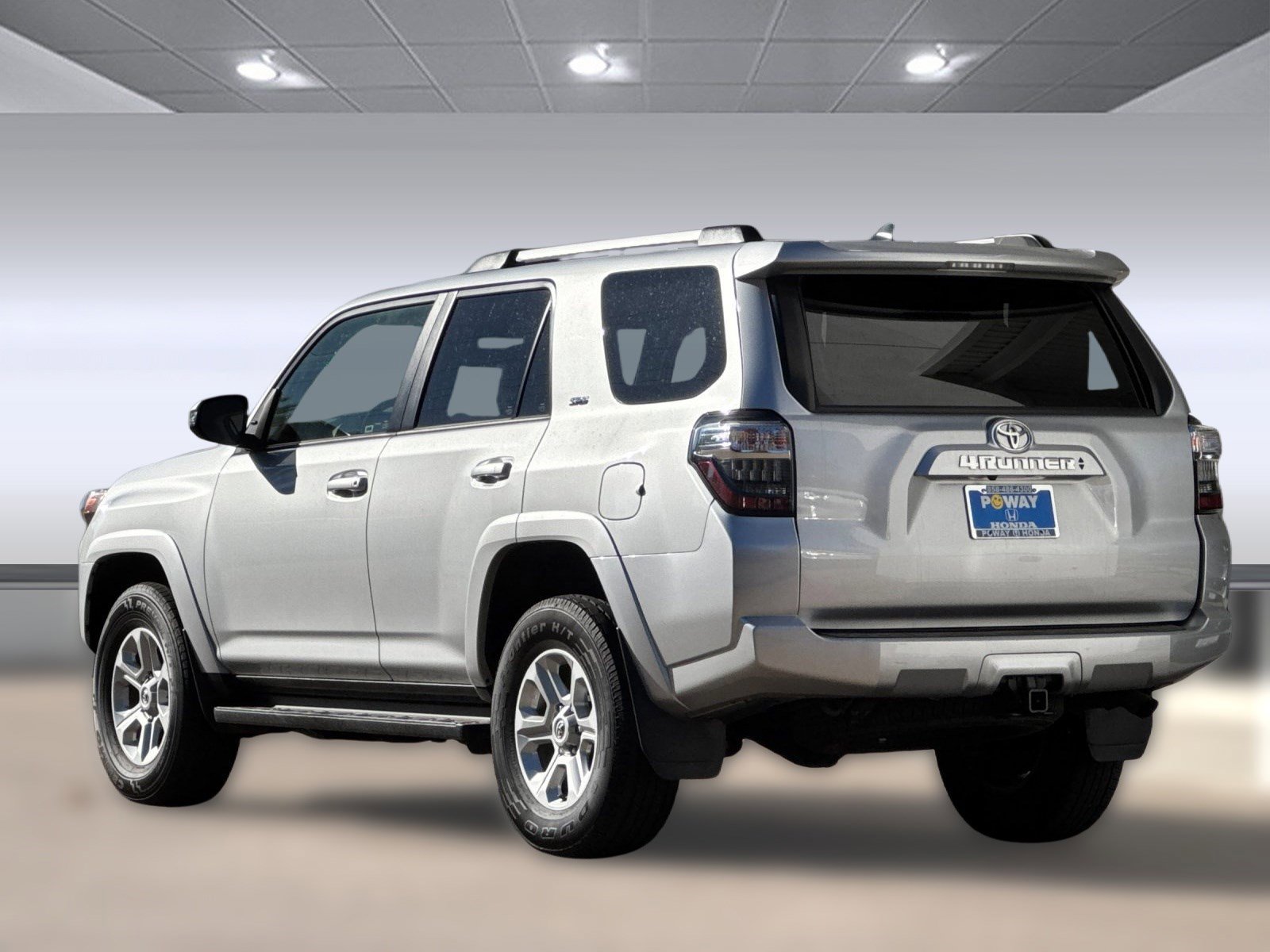2024 Toyota 4Runner SR5 Premium photo 3