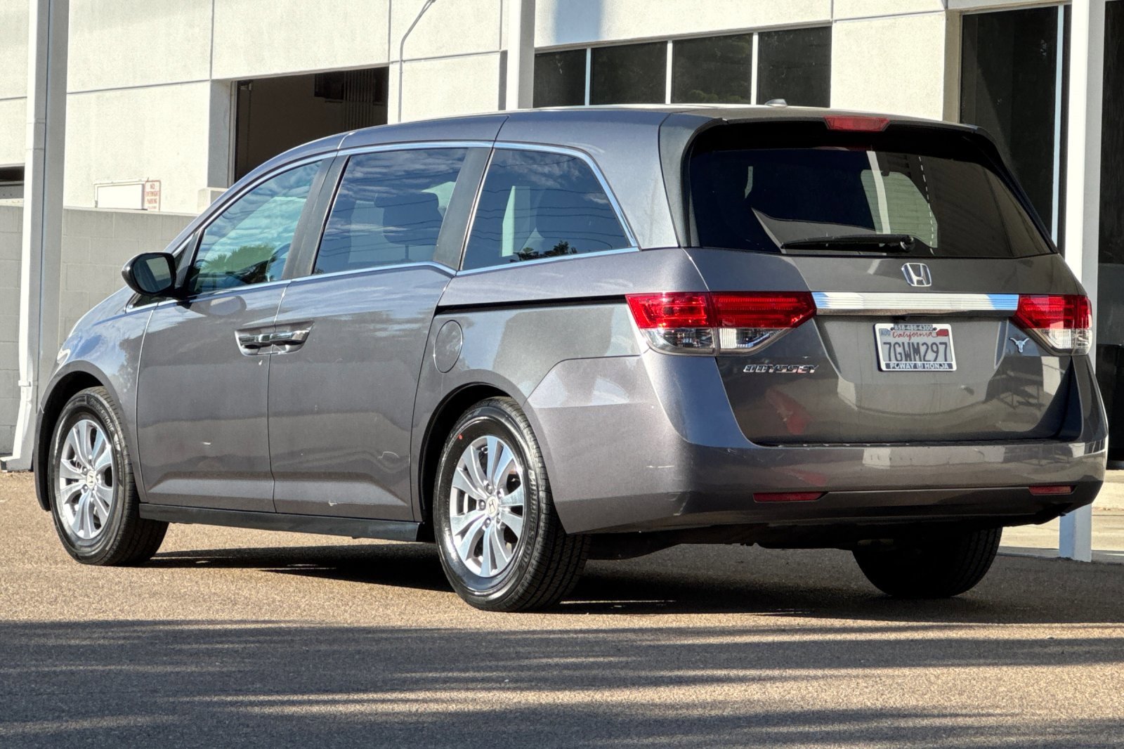 2014 Honda Odyssey EX-L photo 3