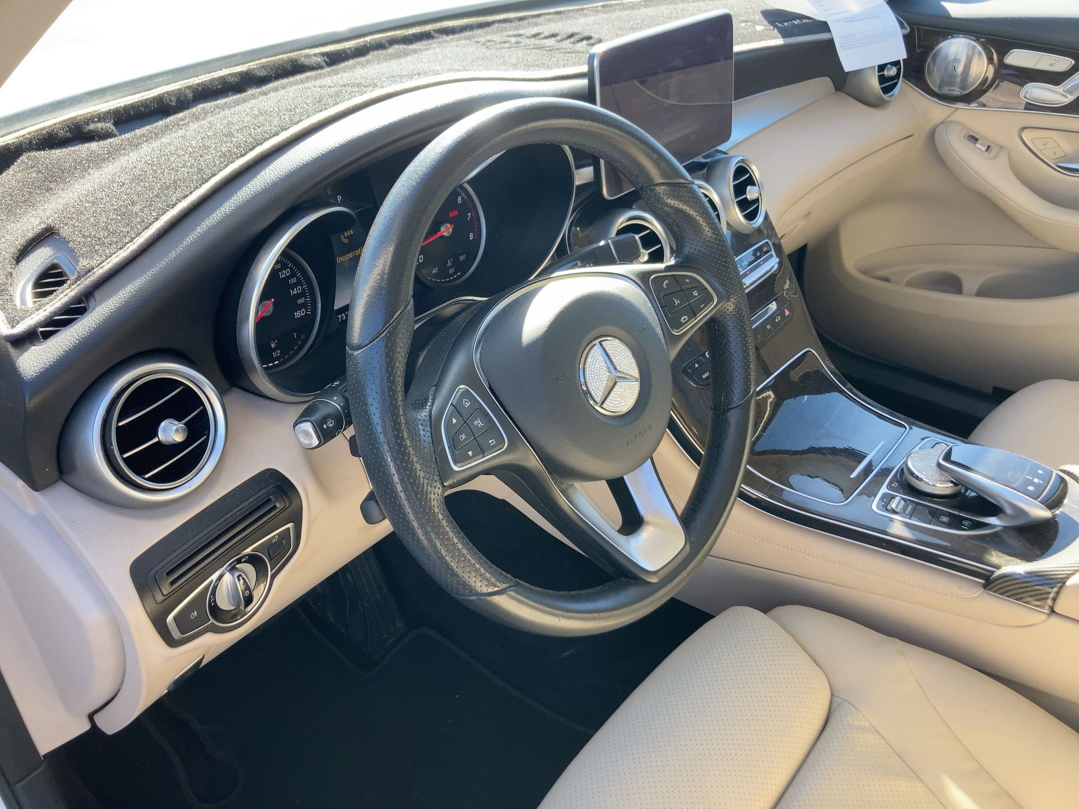 2017 Mercedes Benz GLC 300 photo 4