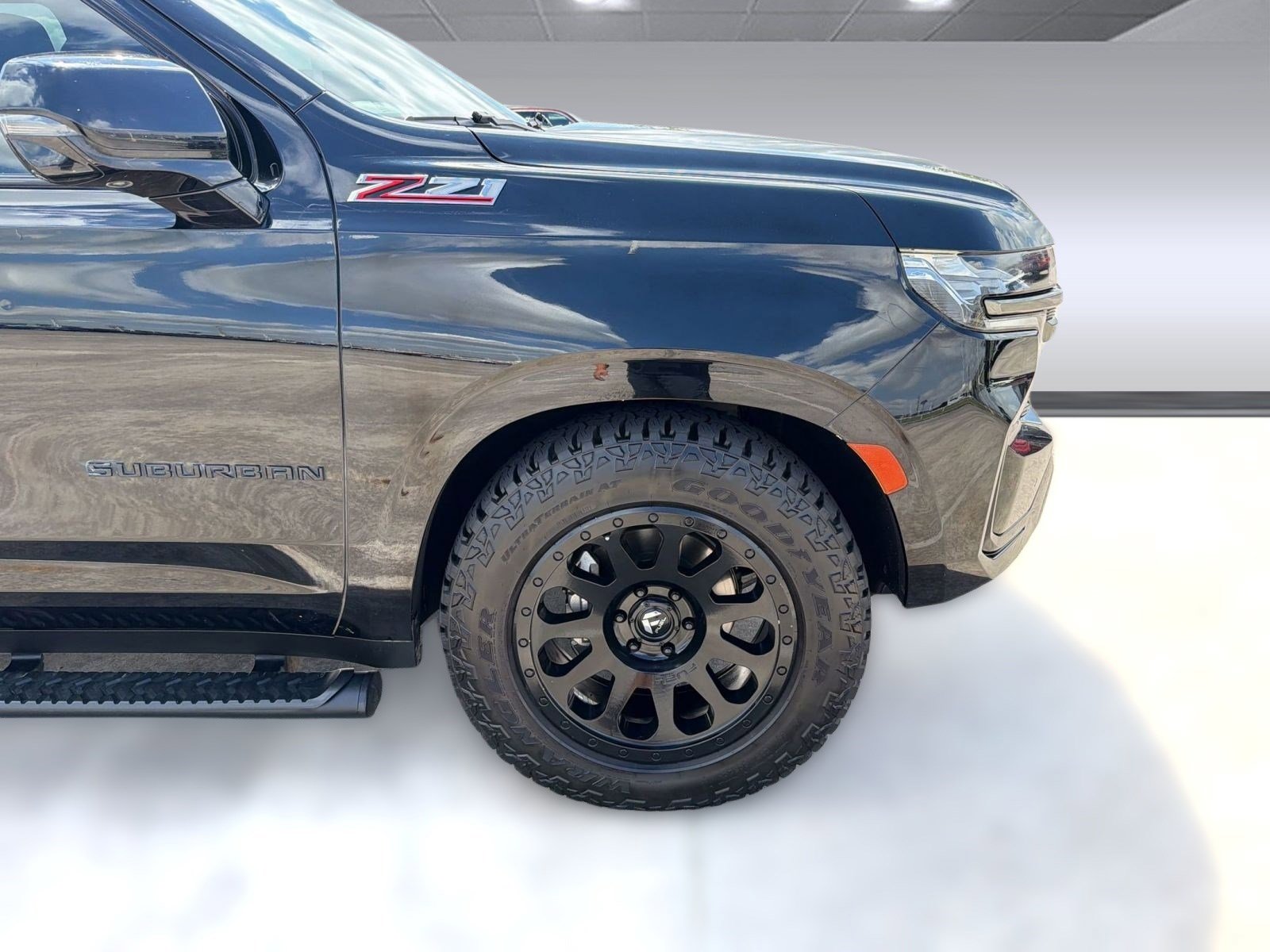 2021 Chevrolet Suburban Z71 - Photo 11
