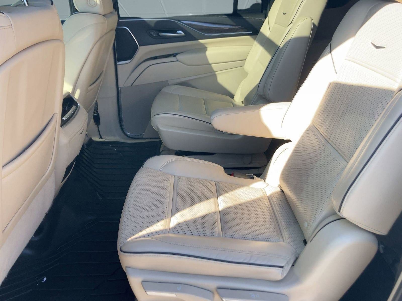 2023 Cadillac Escalade ESV Premium Luxury - Photo 14