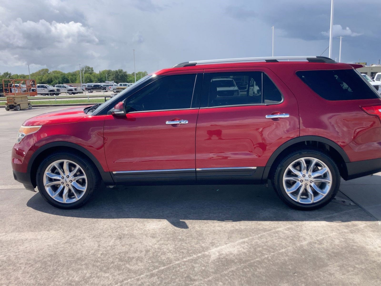 2015 Ford Explorer Limited photo 2