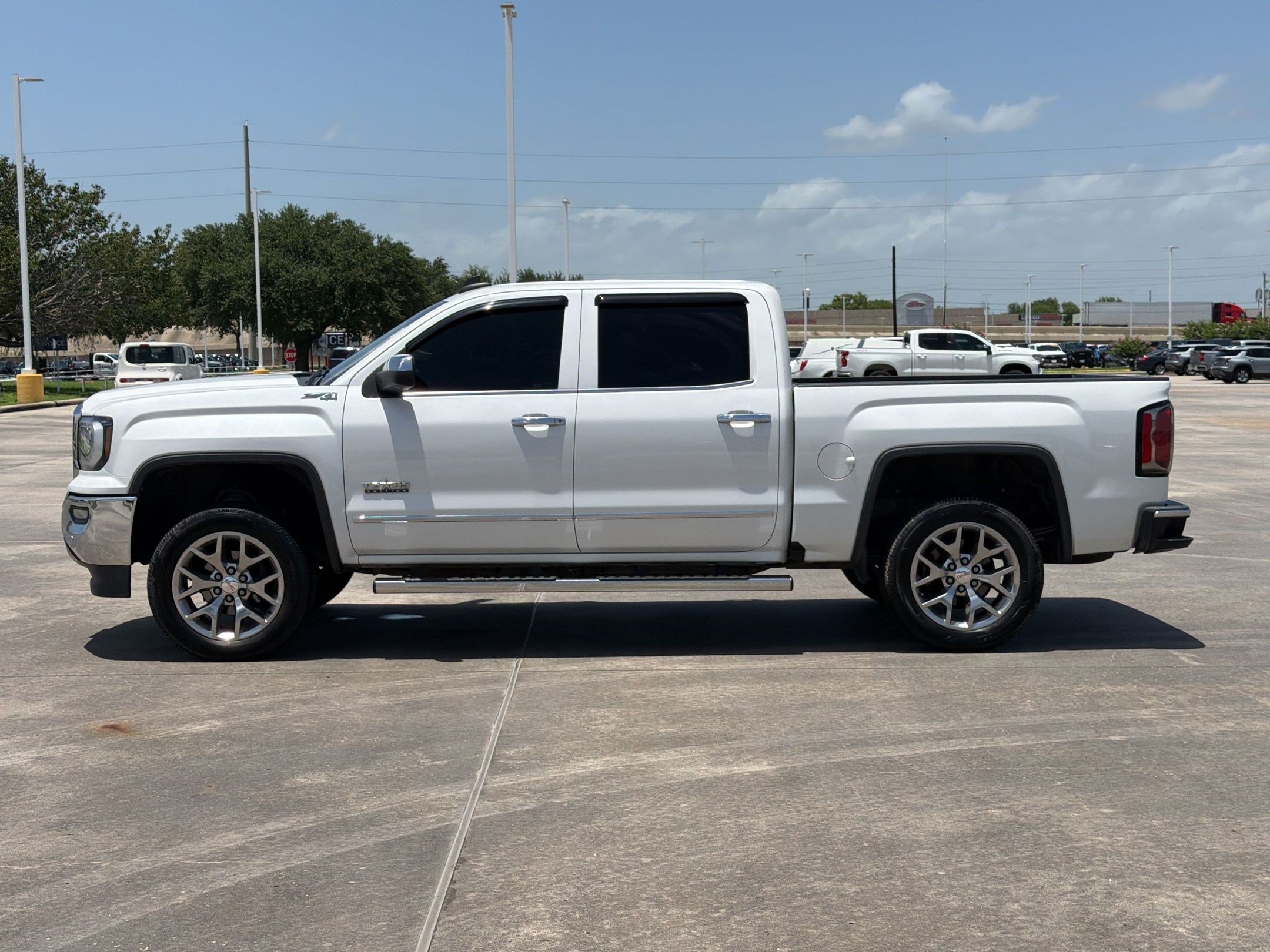 Sierra 1500 SLT Truck