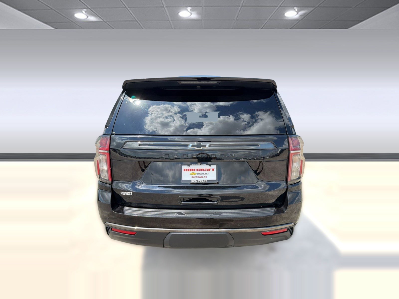 2021 Chevrolet Suburban Z71 - Photo 9