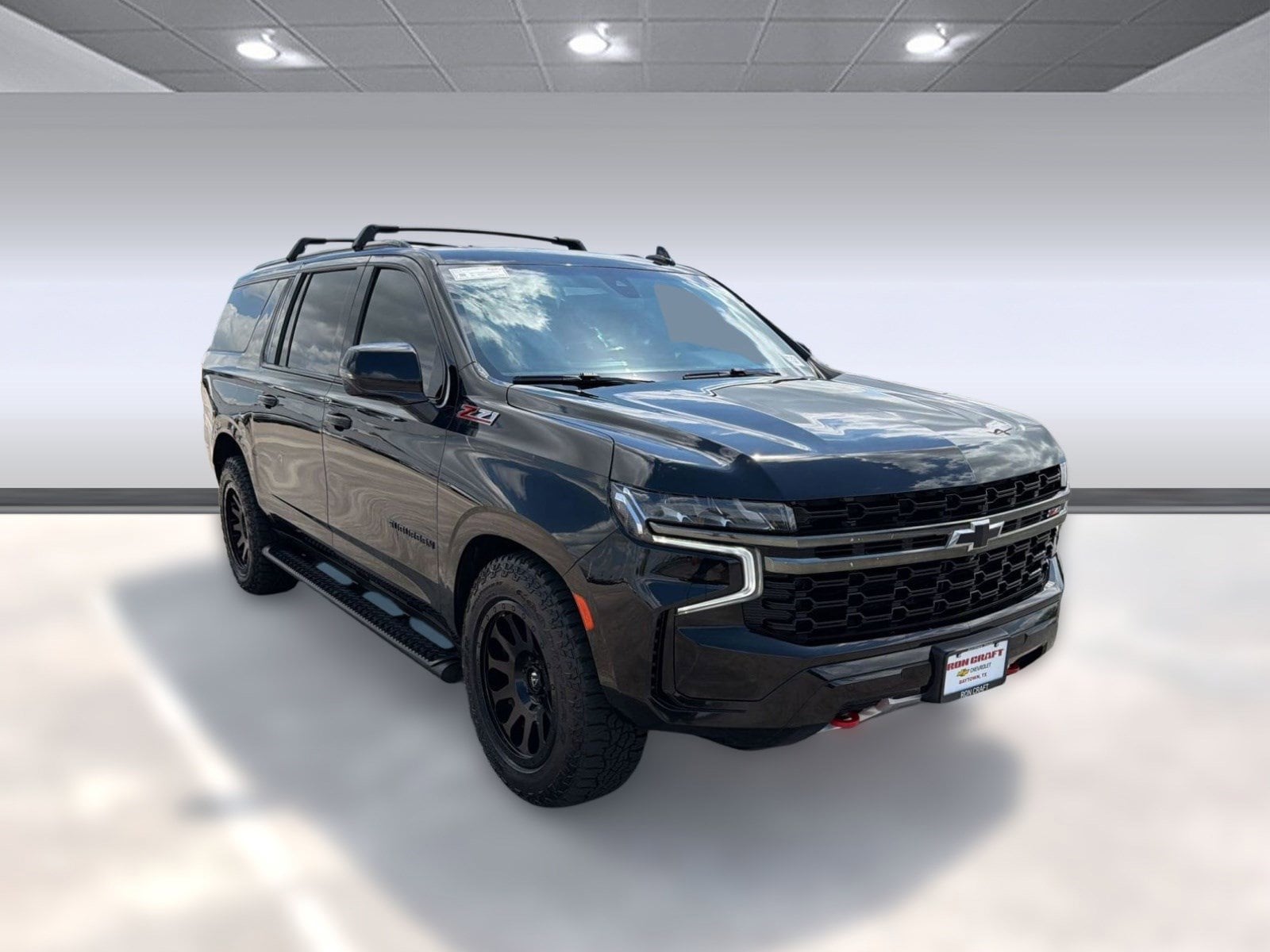 2021 Chevrolet Suburban Z71 - Photo 6