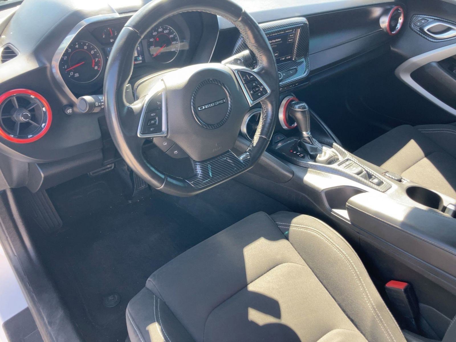 2021 Chevrolet Camaro 1LT photo 4