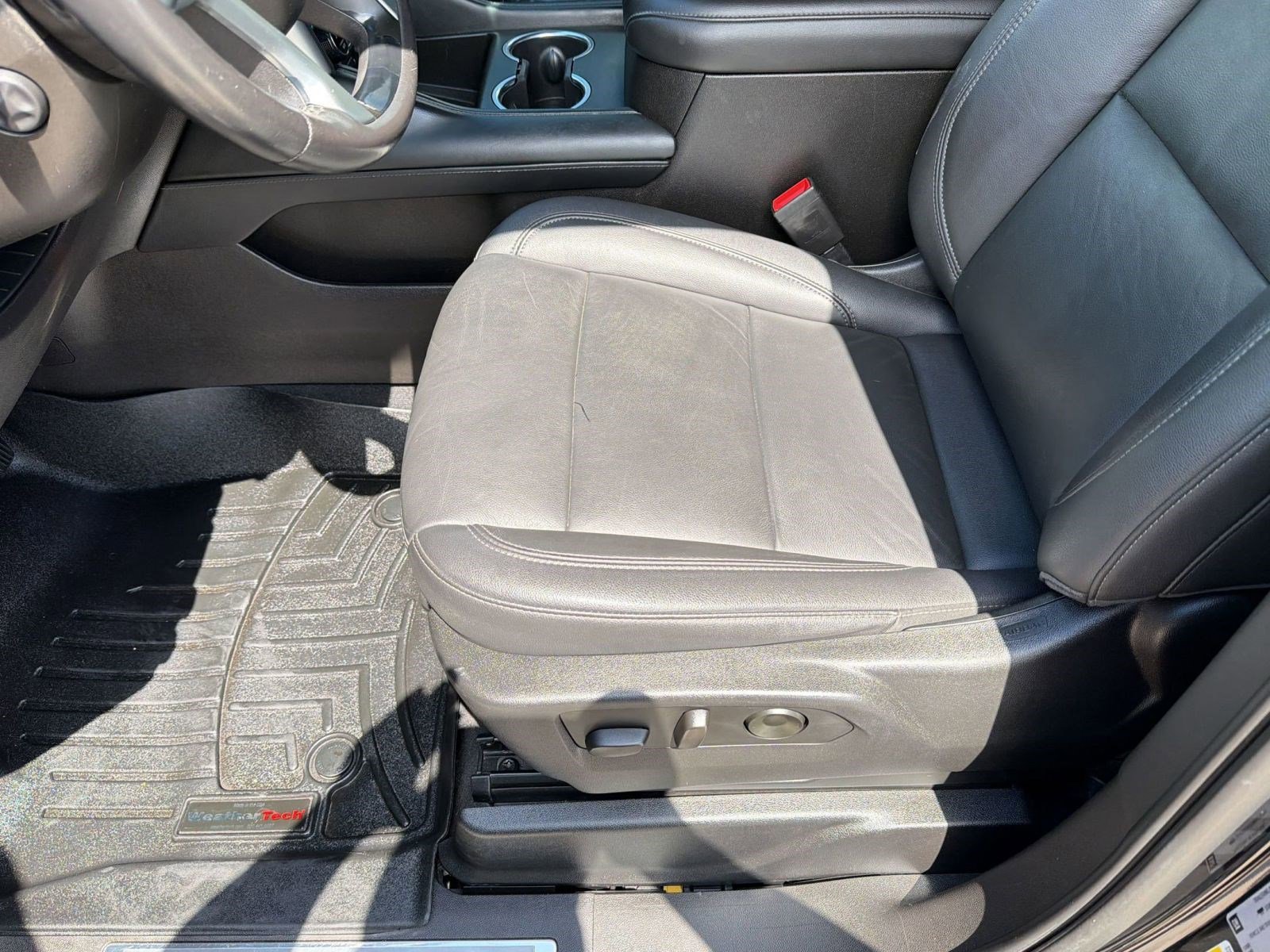 2021 Chevrolet Suburban Z71 - Photo 13