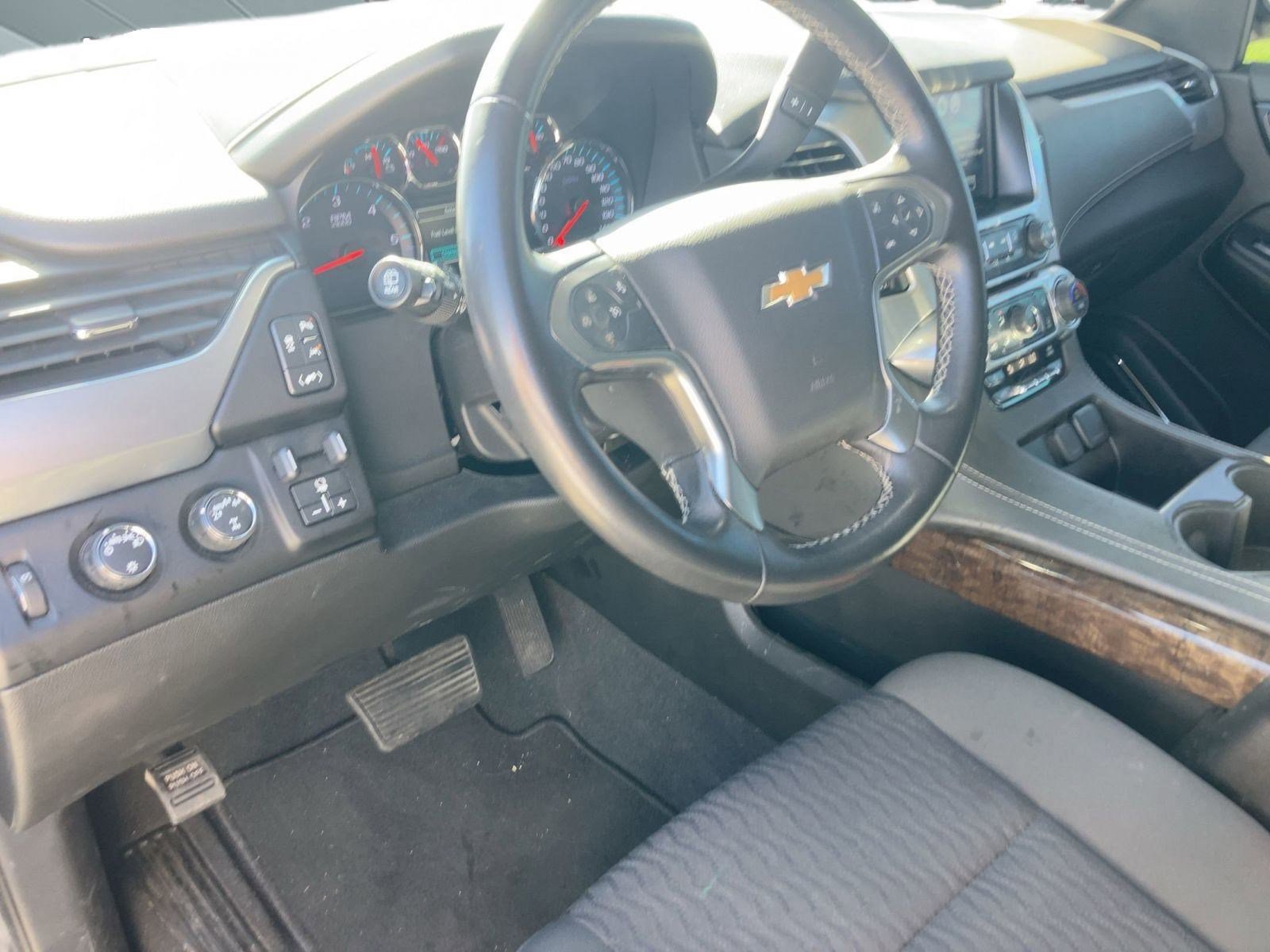 2020 Chevrolet Tahoe LS photo 4