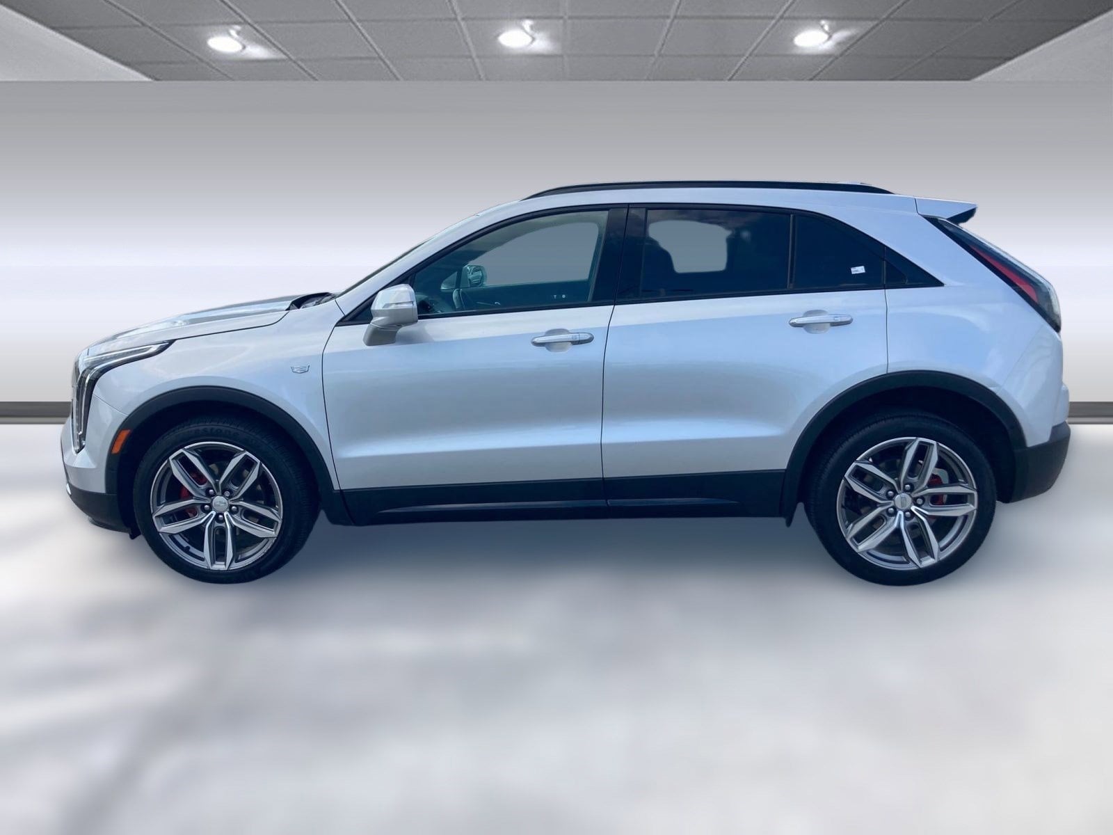 2021 Cadillac XT4 Sport photo 2