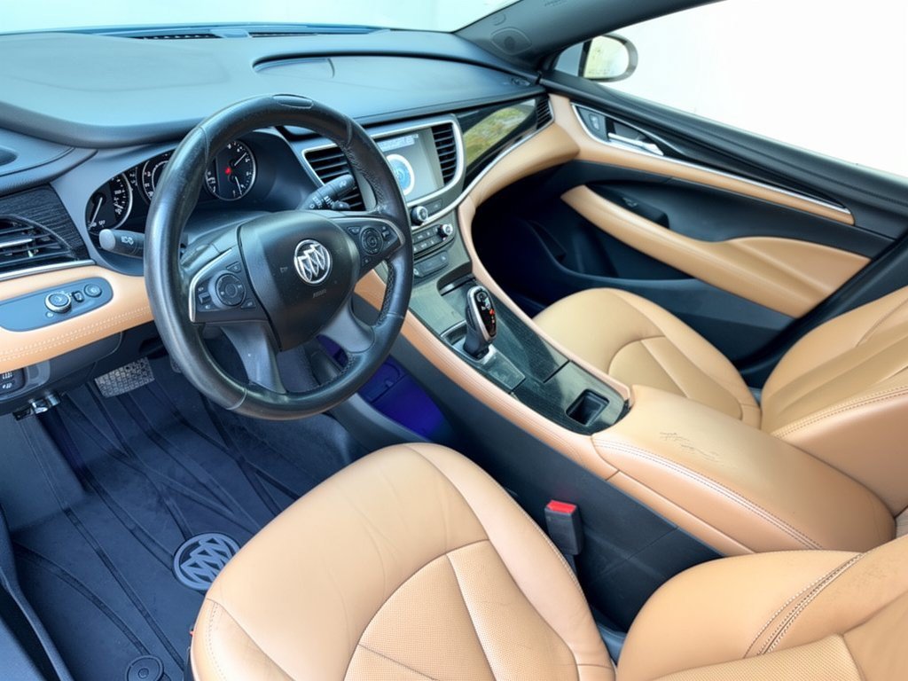 2017 Buick LaCrosse Essence Sedan