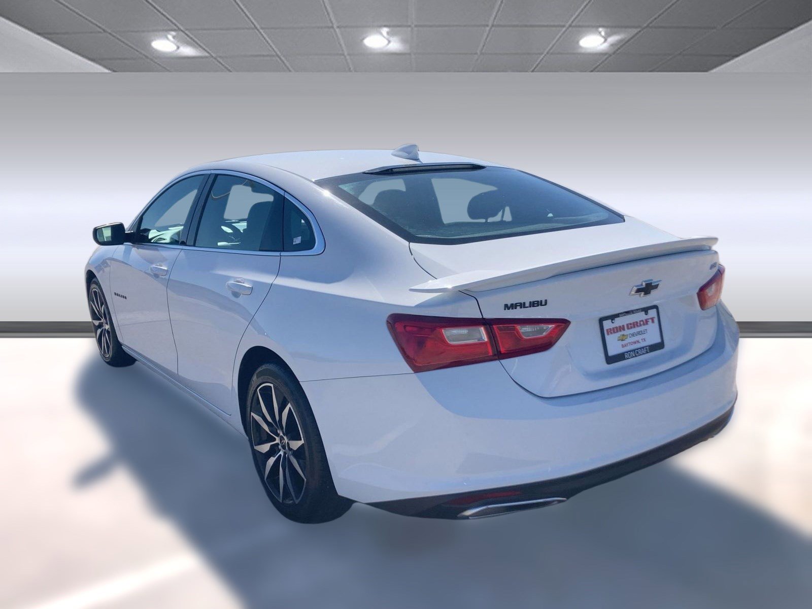 2022 Chevrolet Malibu RS photo 3