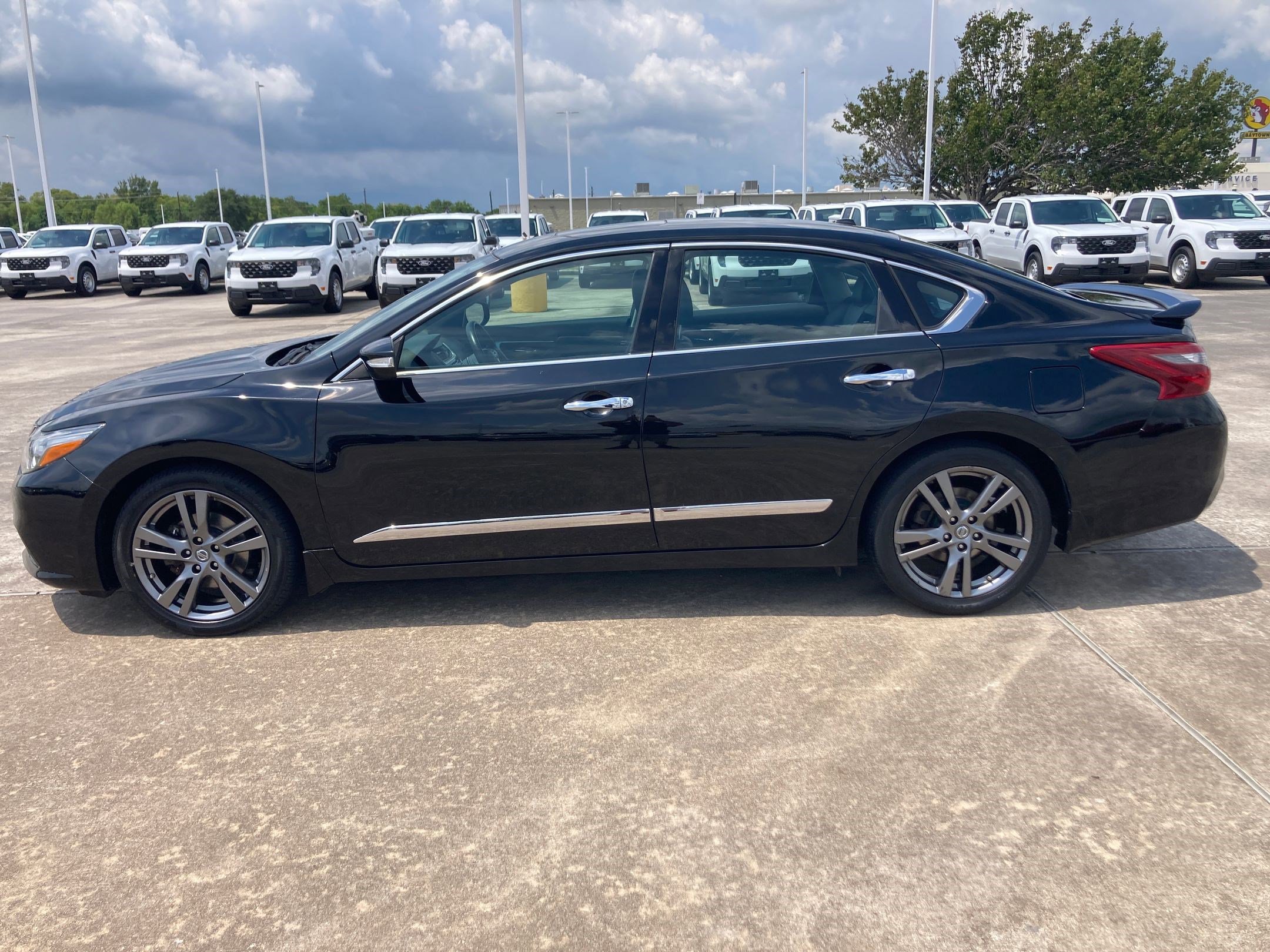 2018 Nissan Altima 3.5 SL photo 2