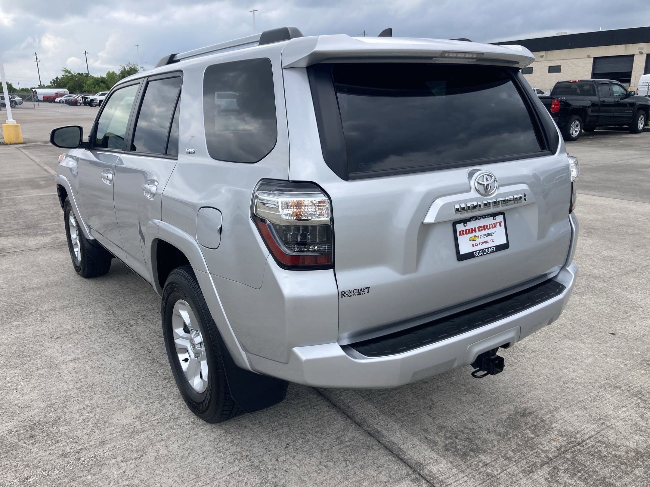 2024 Toyota 4Runner SR5 photo 2