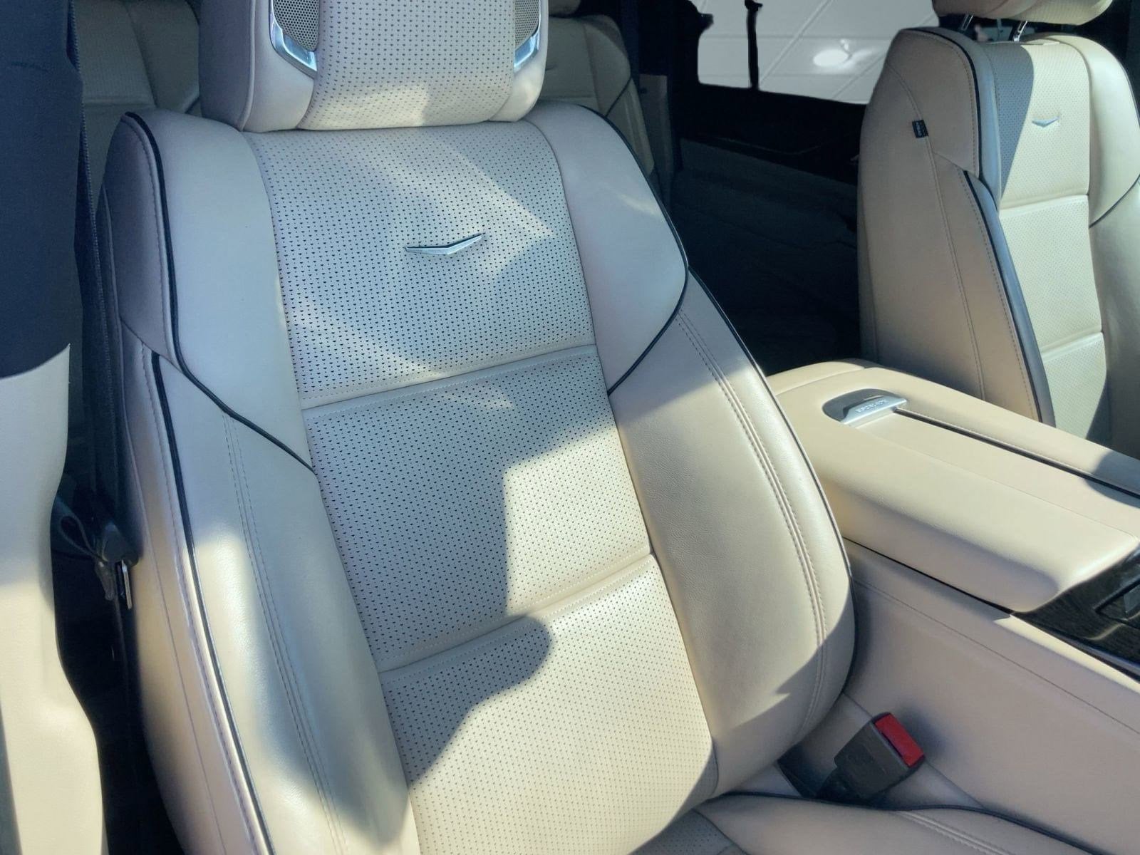 2023 Cadillac Escalade ESV Premium Luxury - Photo 21