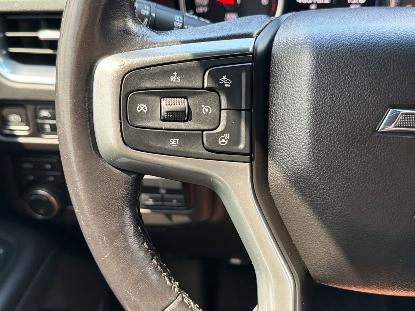 2021 Chevrolet Suburban Z71 - Photo 16