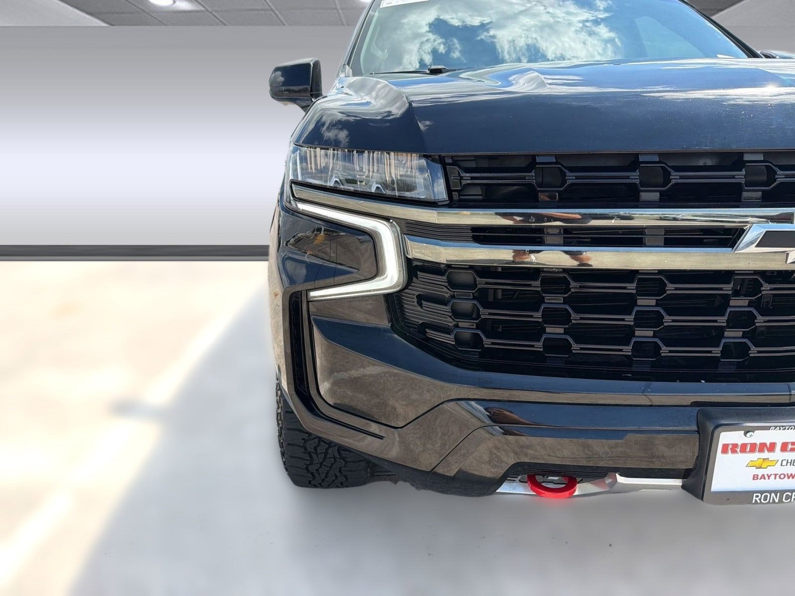 2021 Chevrolet Suburban Z71 - Photo 10