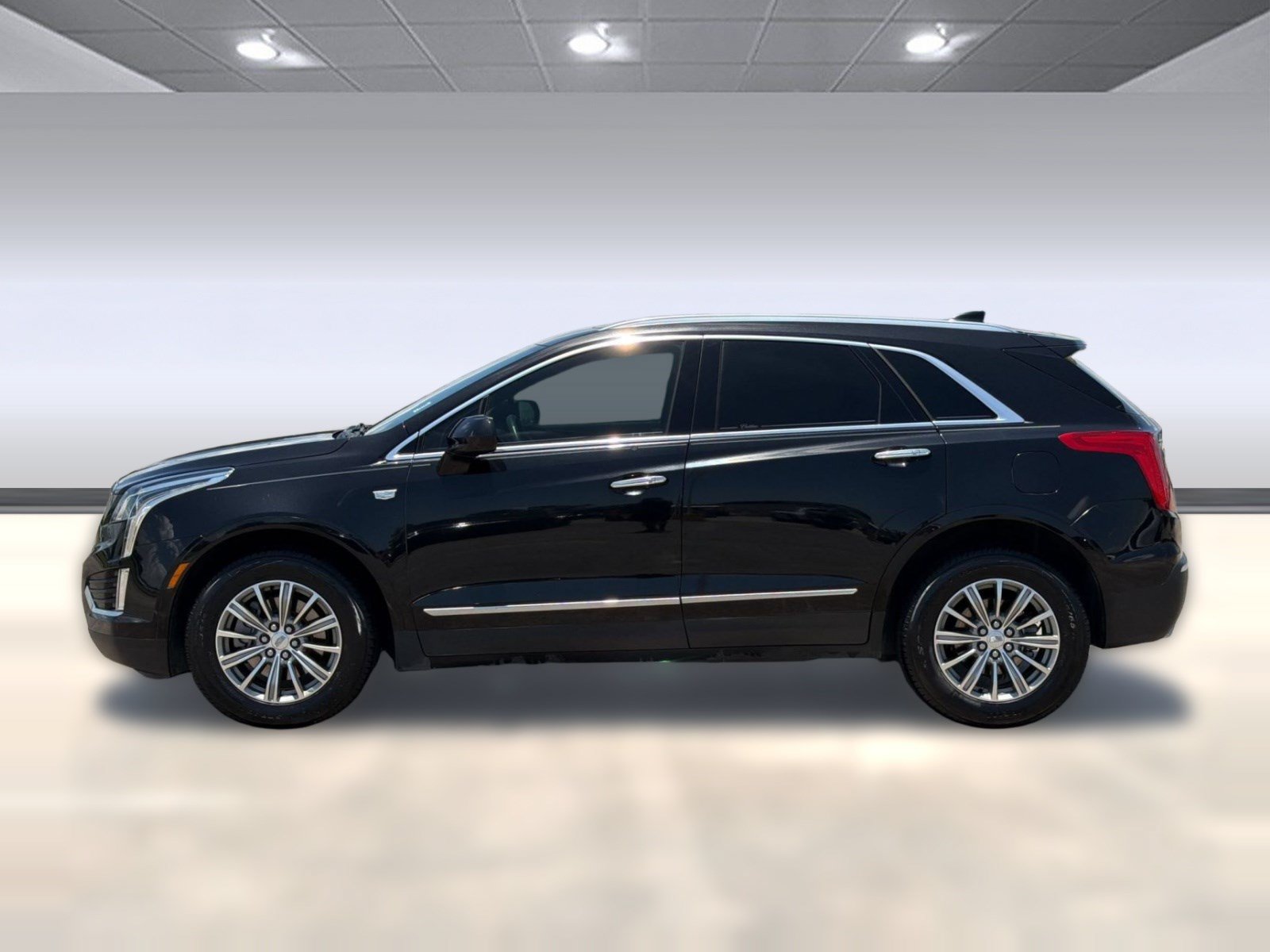 XT5 Luxury FWD SUV