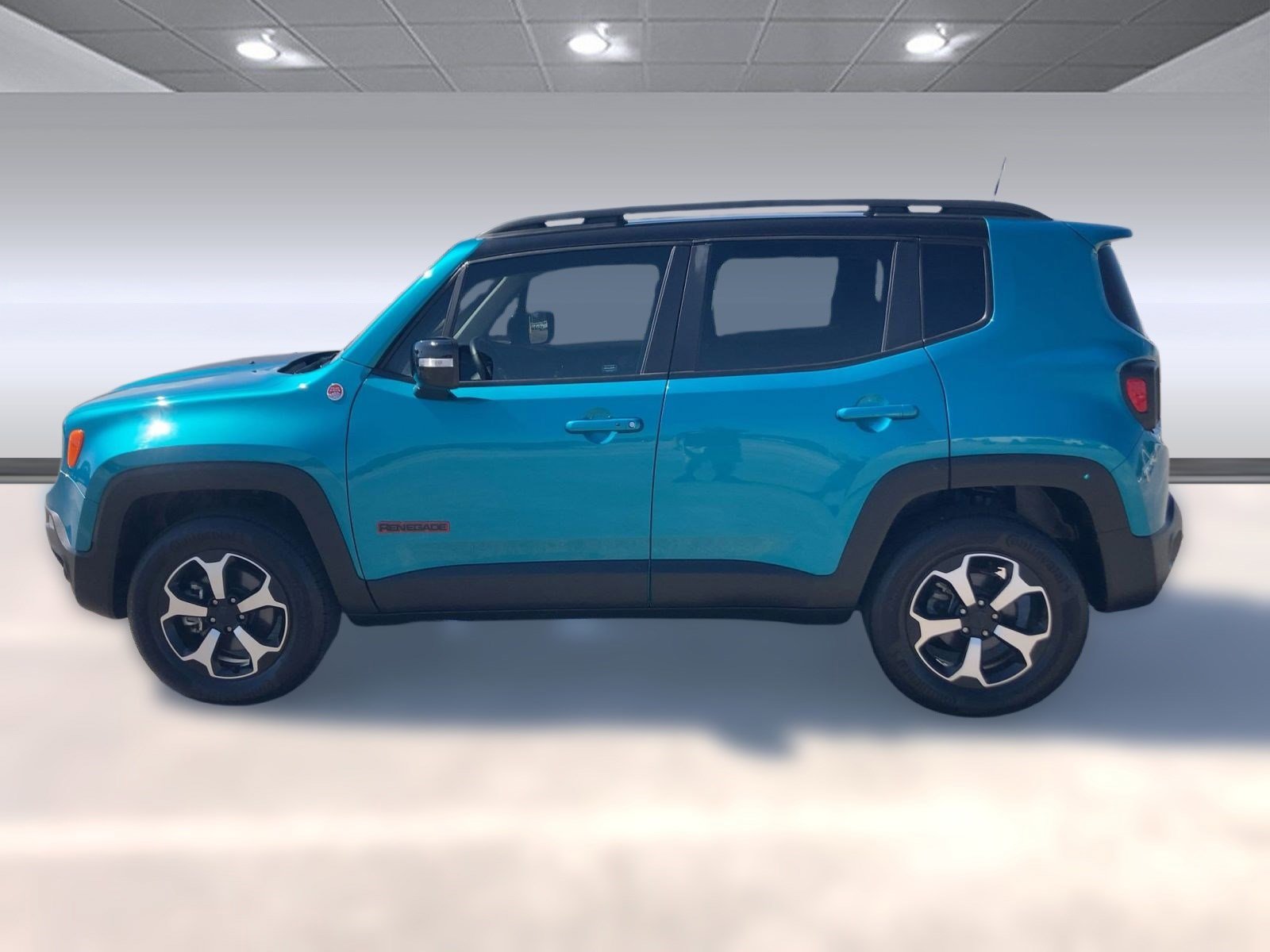 2022 Jeep Renegade Trailhawk photo 2