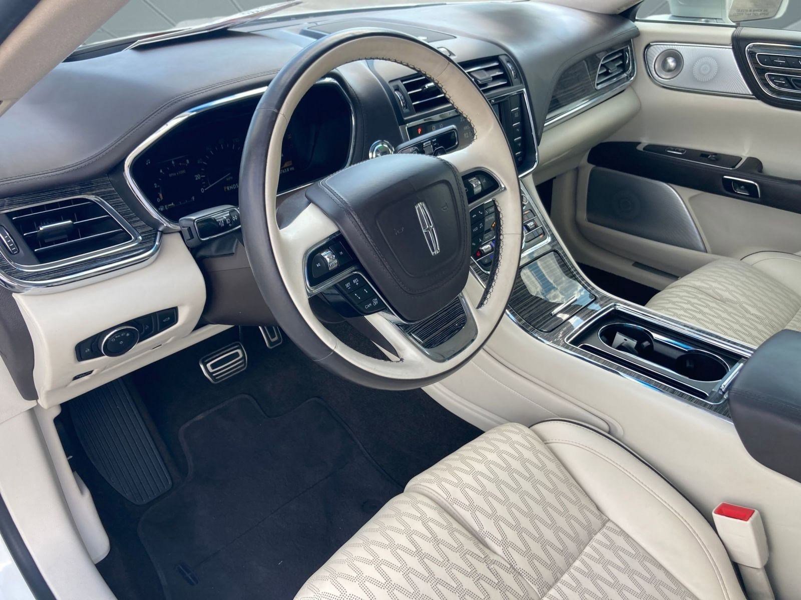 2020 Lincoln Continental Black Label photo 4