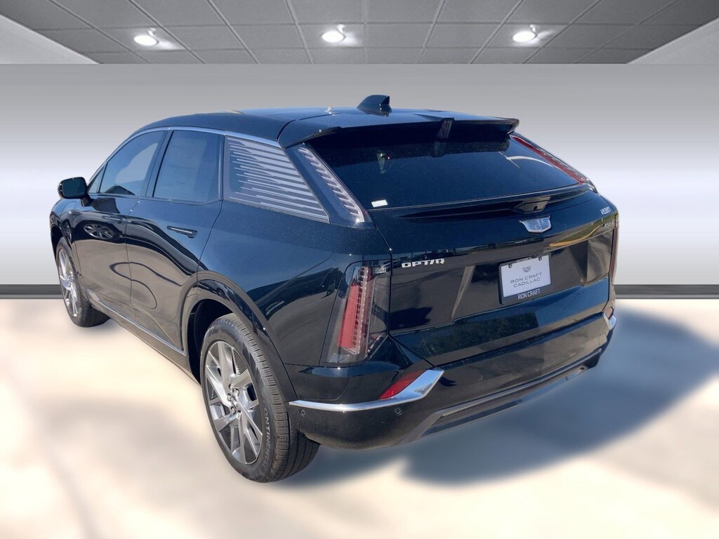 New 2026 CADILLAC OPTIQ Luxury SUV