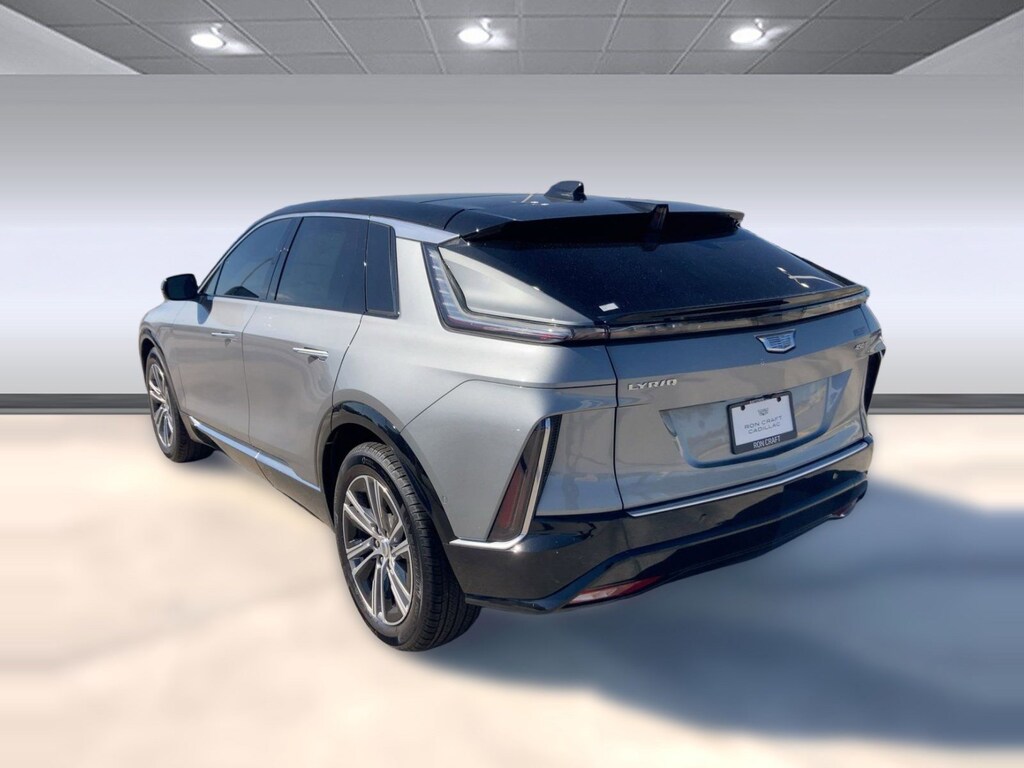 New 2026 CADILLAC LYRIQ Luxury SUV
