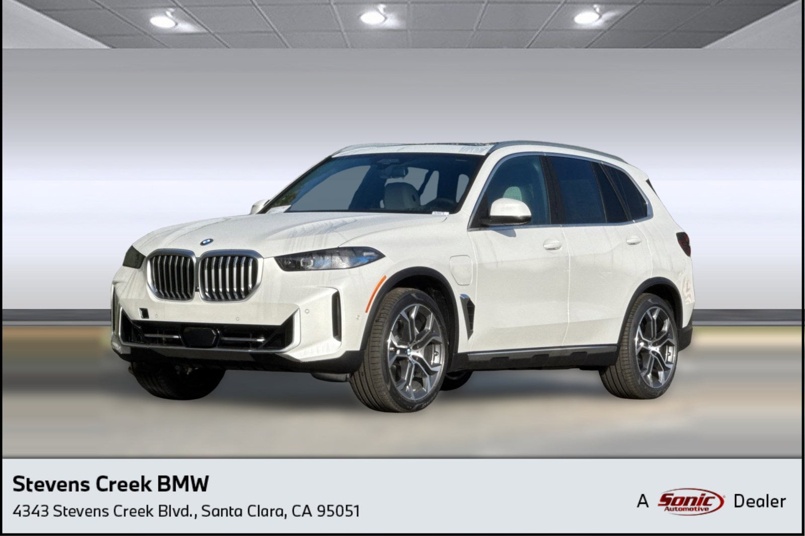 2026 BMW X5 M50i's photo
