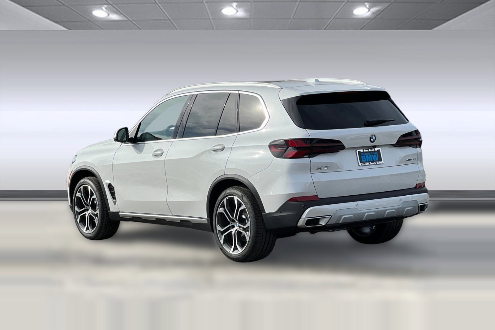 2026 BMW X5 40i