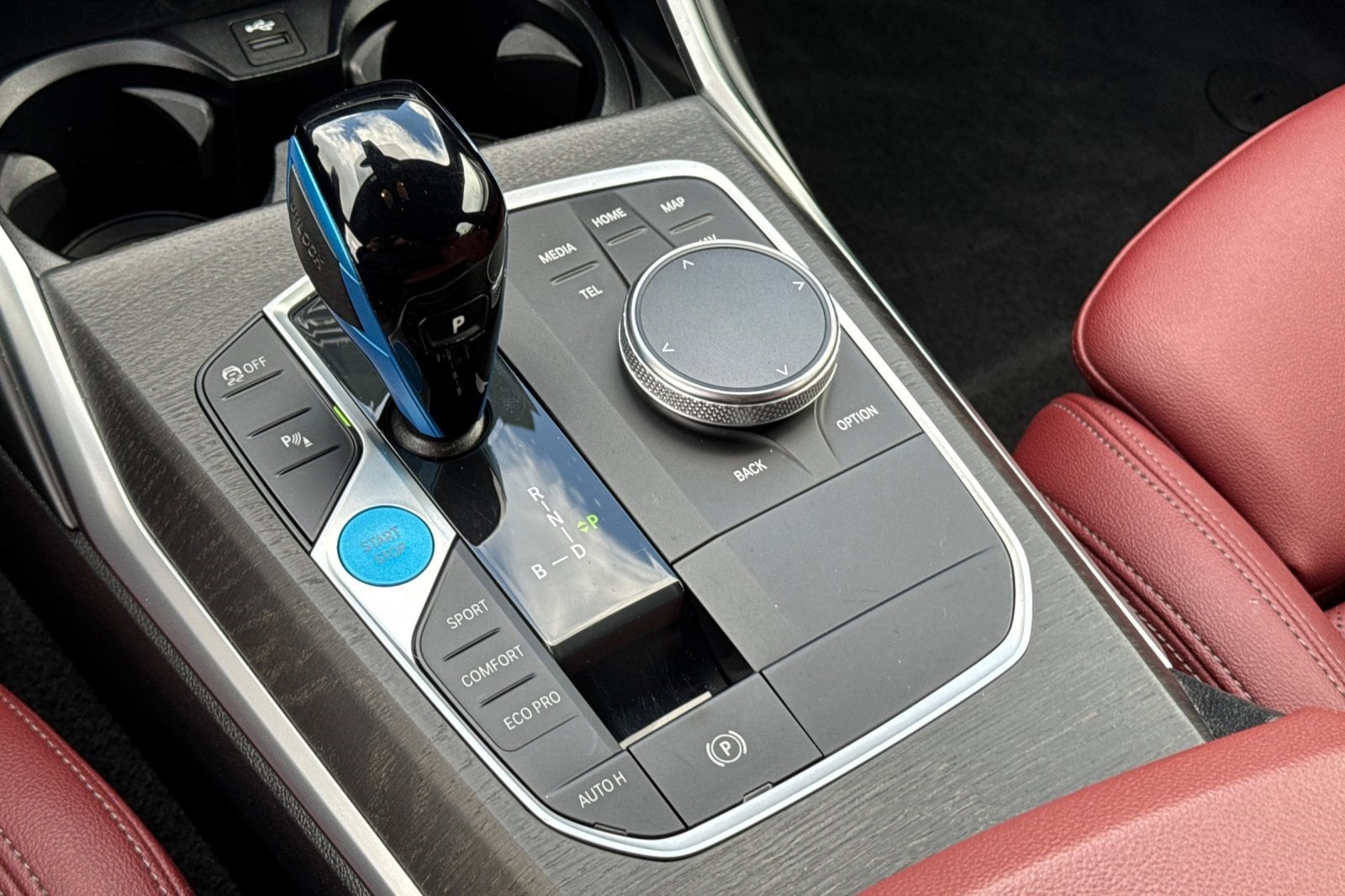 2023 BMW i4 eDrive35 photo 3