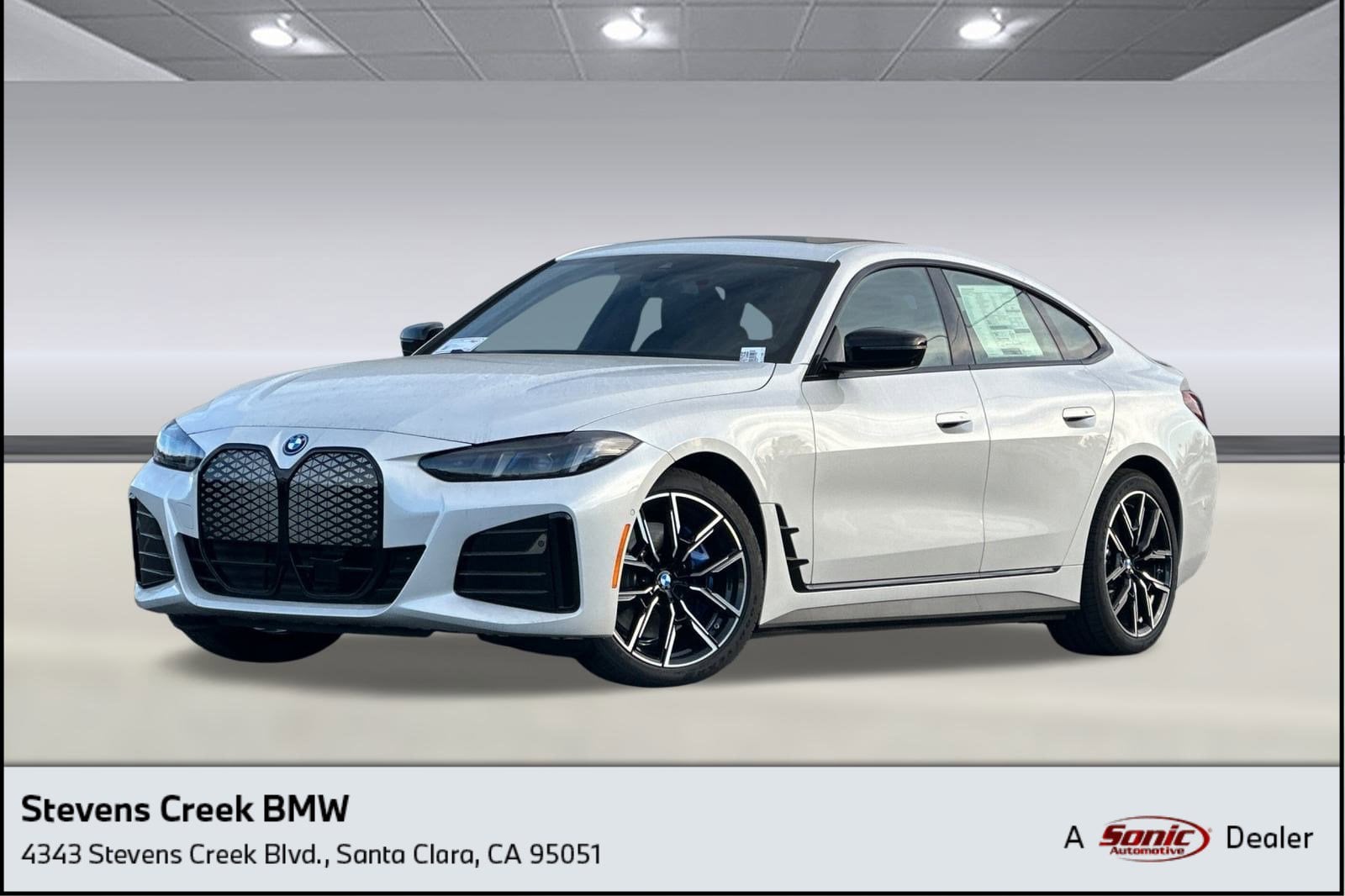 2025 BMW i4 40's photo