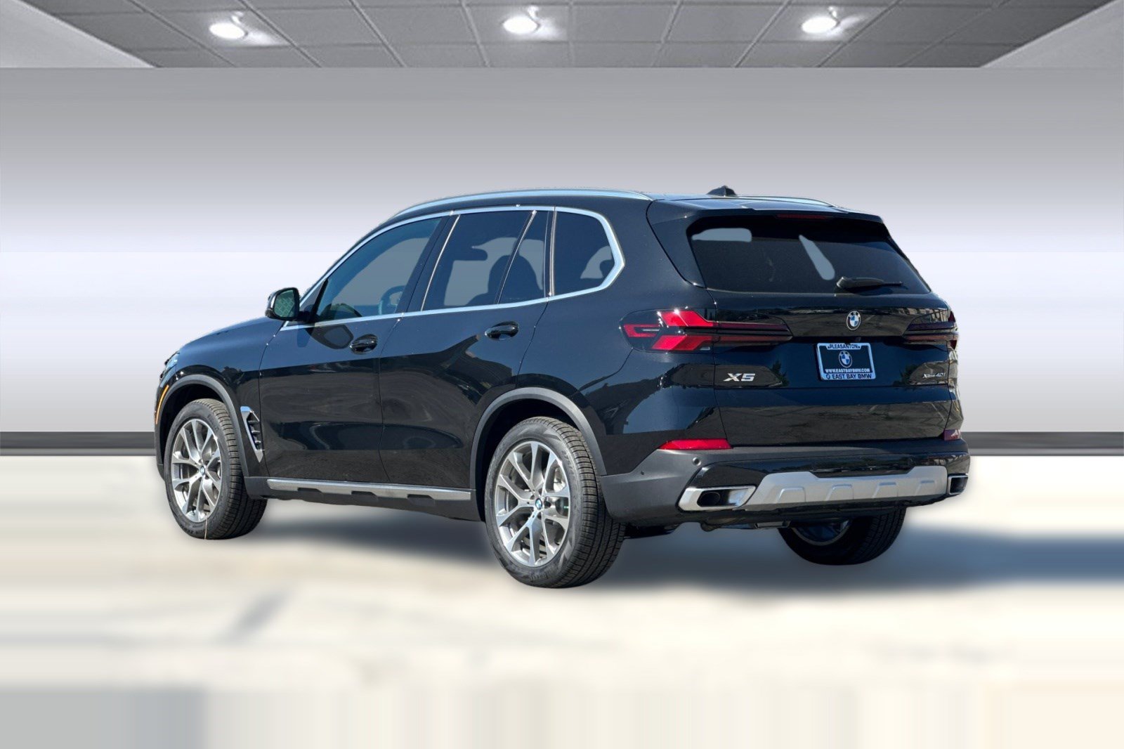 New 2026 BMW X5 xDrive40i SUV