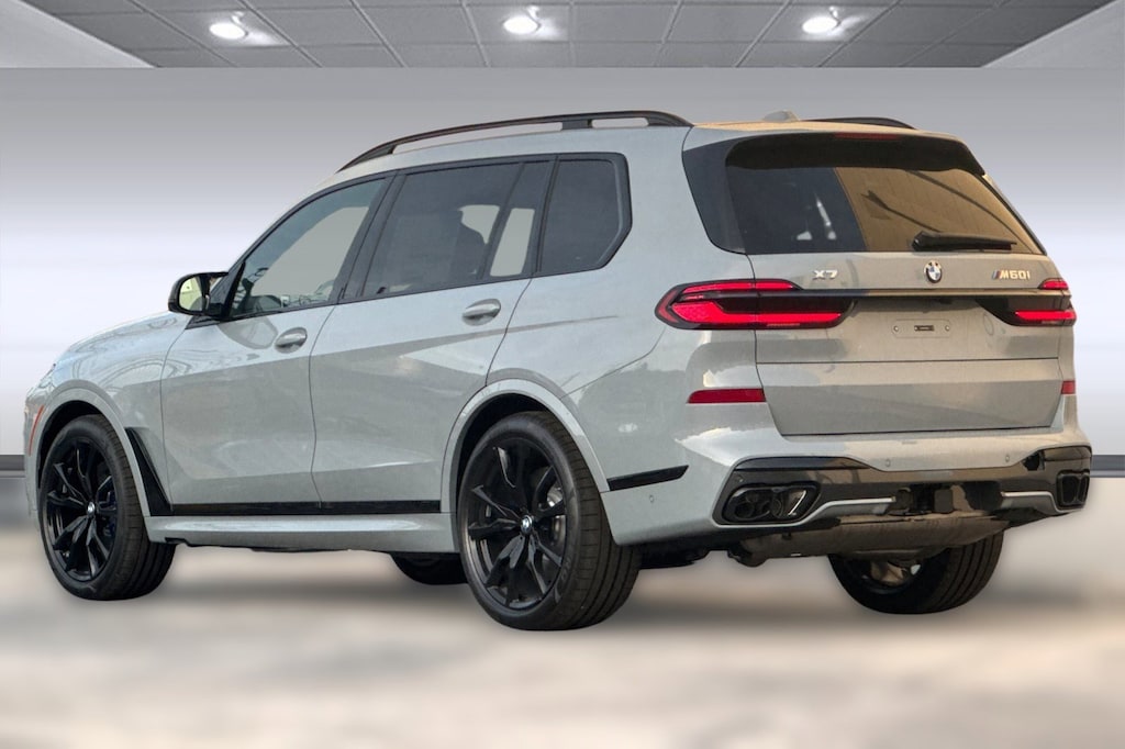 New 2026 BMW X7 M60i SUV