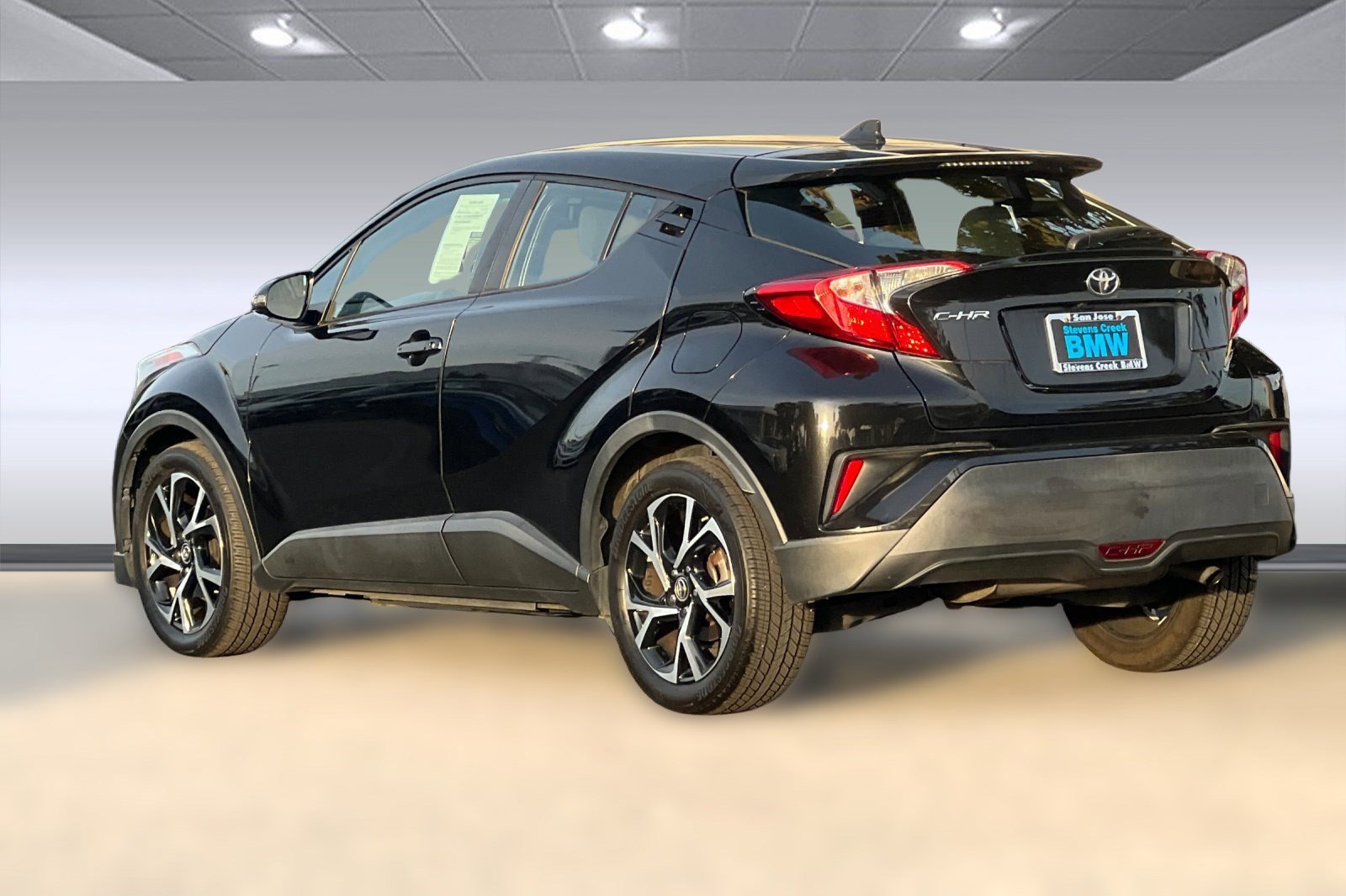 2018 Toyota C-HR XLE photo 3