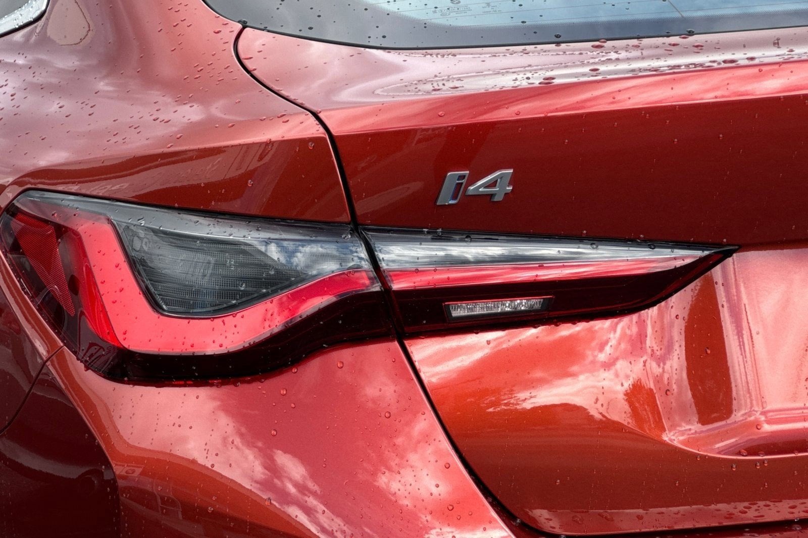 2023 BMW i4 eDrive35 photo 2