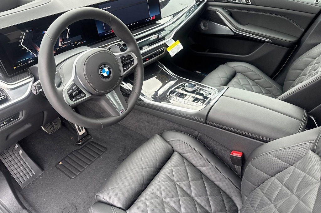 New 2026 BMW X7 xDrive40i SUV